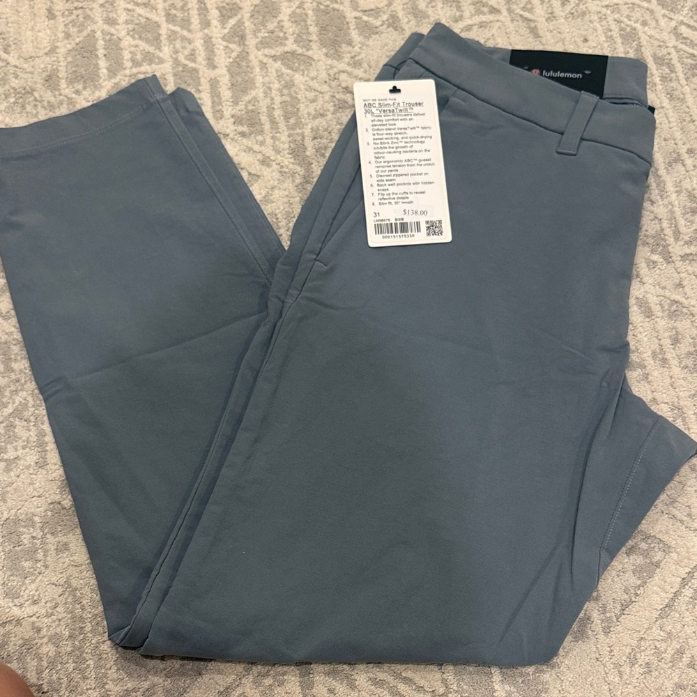 lululemon athletica Men's Slate Chinos